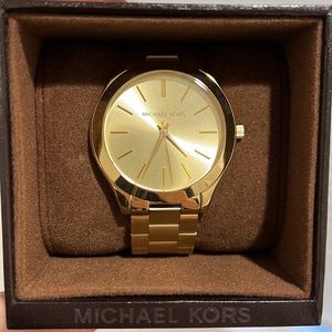 *NWT* never worn Michael Kors gold watch